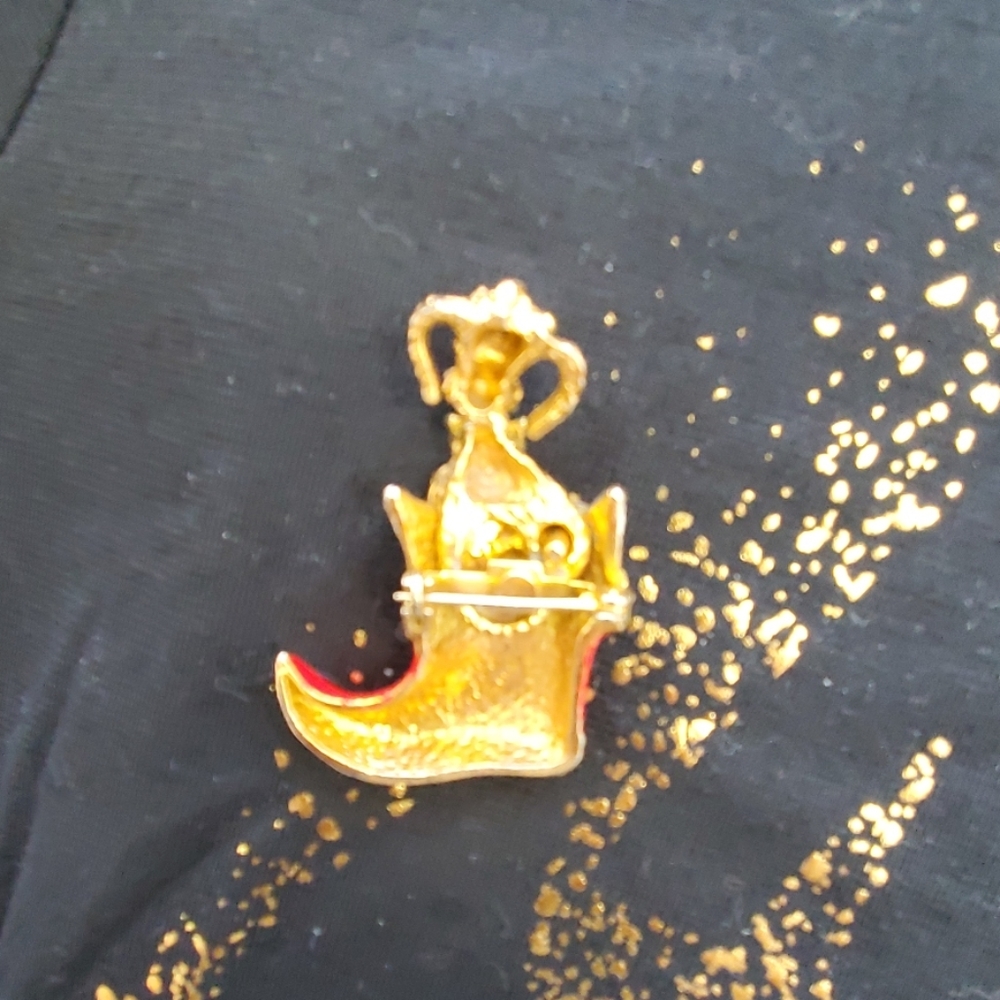 Pin - Picture 2 of 3